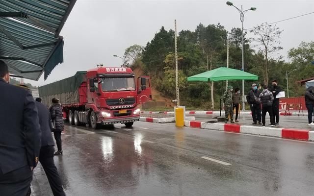 Export activities at border gates still slow: Ministry