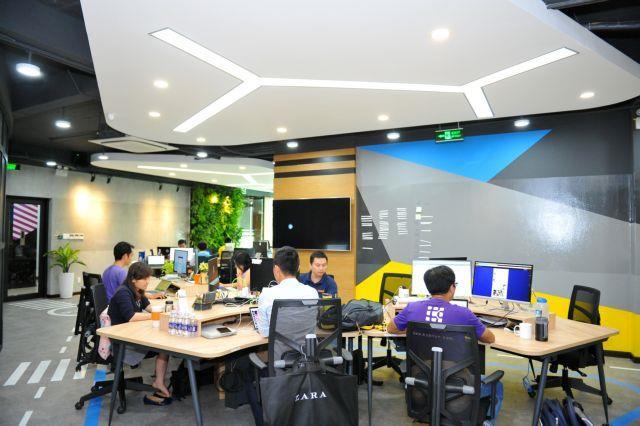 VN tech start-up incubator links up with Swiss Entrepreneurship Programme