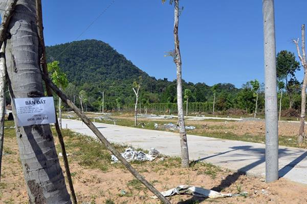 Phu Quoc tightens land laws again