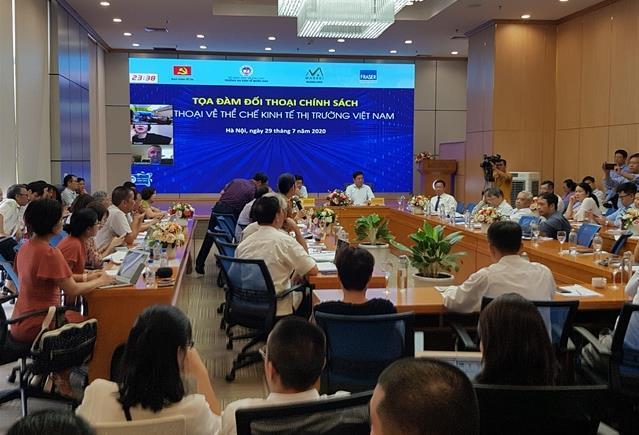 Viet Nam needs full market economy: experts