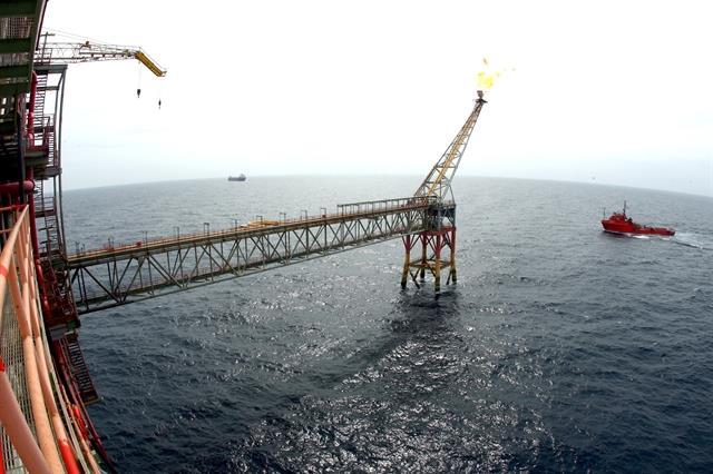 PetroVietnam posts profit of over 430 million despite twin crises