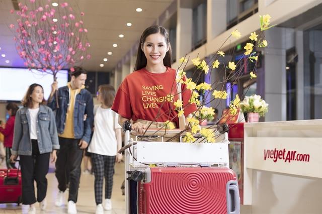 Vietjet sells tickets for upcoming Tet holiday, offering free checked baggage