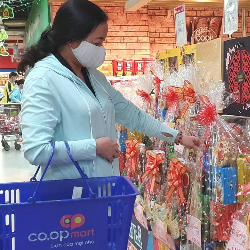 Co.opmart, Co.opXtra start offering free delivery of Tet gifts across the country