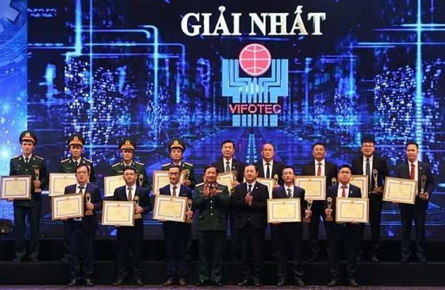 Winners of Vietnam Science  Technology Innovation Awards 2020 honoured