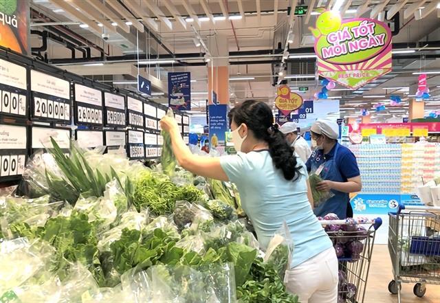 City ensures goods supply, runs promotions for Tet holiday