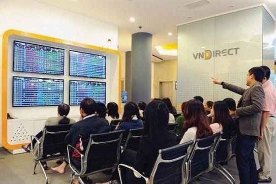 MOF extends fee cuts to support listed firms until end of 2021