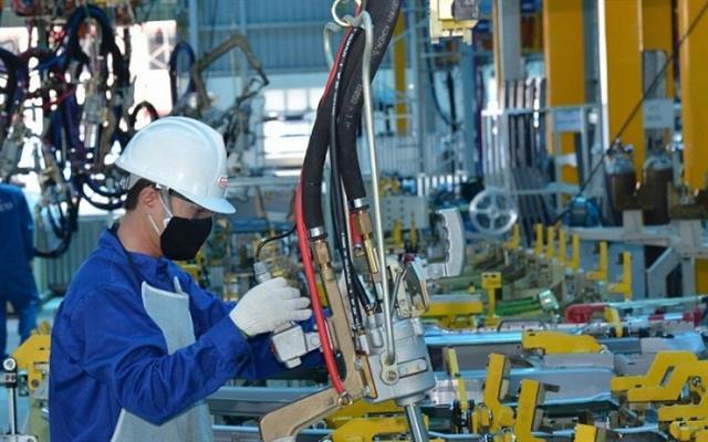 Viet Nams November IIP increases slightly