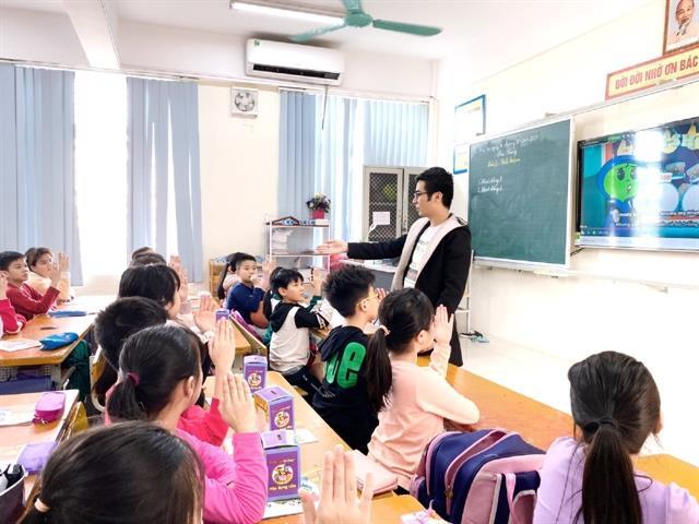 Insurance giant launches money management contest for school kids