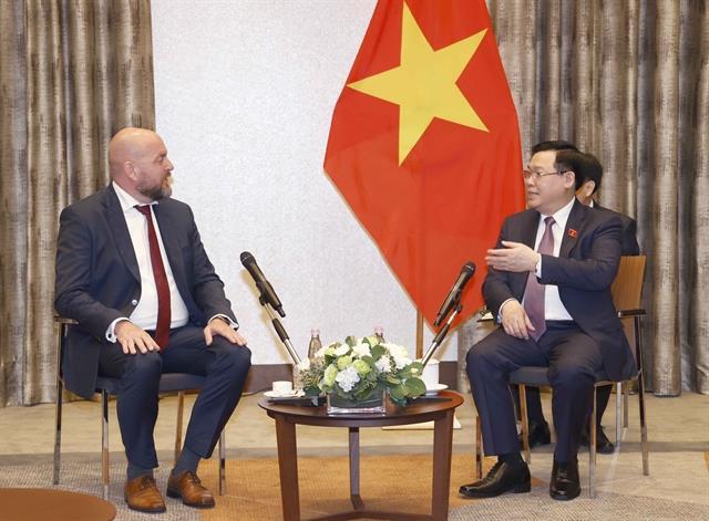 NA Chairman meets Hungarian entrepreneurs during official visit