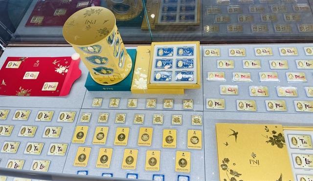 Jewellery companies brace for God of Wealth Day rush