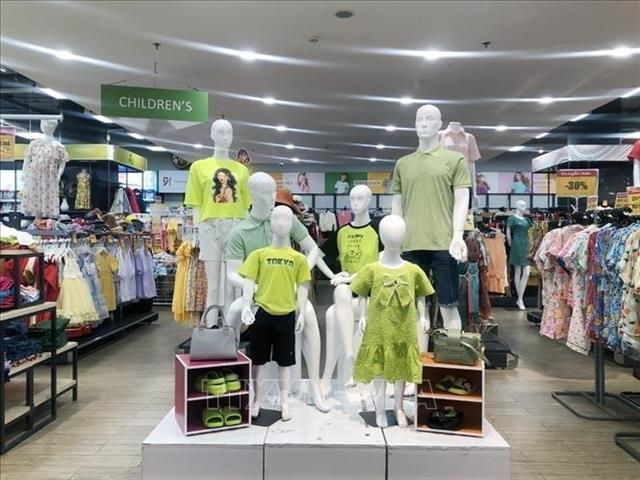 Five-month retail sales of consumer goods, services highest in eight years