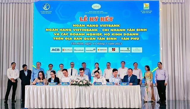 HCM City banks sign up to lend 33.3 million to businesses