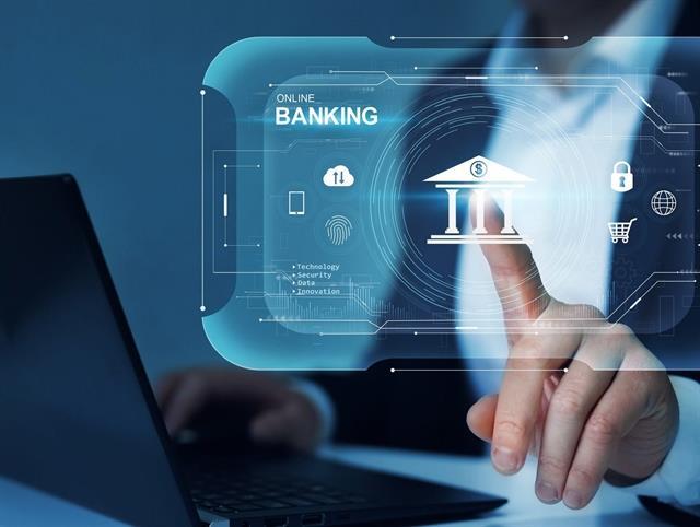 CIOs in VN embrace the adopt and build approach in digital banking transformation
