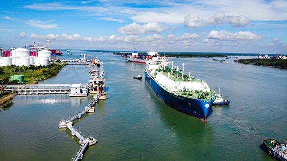 Infrastructure and policy key to unlock LNG potential