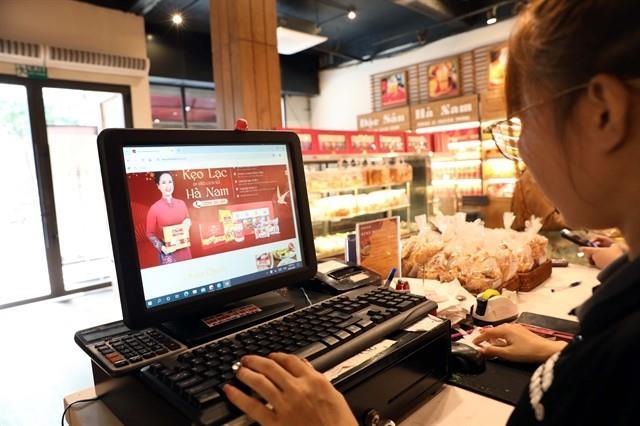 Its unreasonable to ask e-commerce platforms to pay taxes on behalf of sellers: VECOM