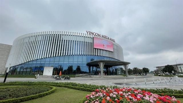 Vingroup exits Vincom Retail, shifts parent company status