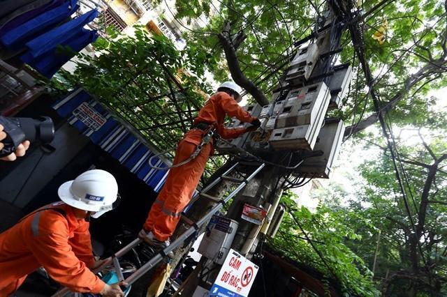 Electricity bill shocks caused by changes in meter reading date: EVN