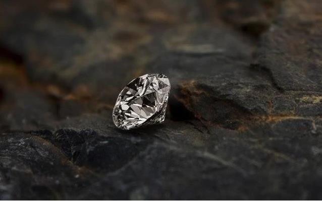 KIM GROWTH VN DIAMOND ETF (FUEKIVND) starts strong on HOSE with 2.1% Increase