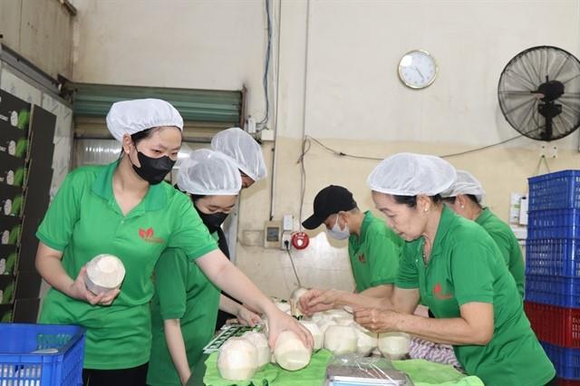 Agricultural sector posts a trade surplus of 11.8 billion in eight months